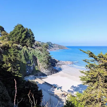 La Corniche- Vue Panoramique Sur *